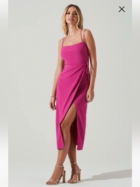 NWOT ASTR the label Brinda midi wrap dress, size M, fuchsia